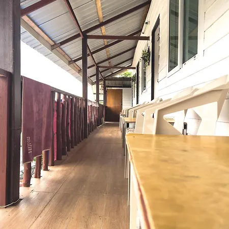 Lux Guesthouse